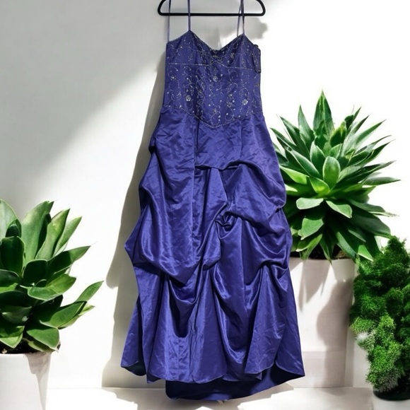 Purple formal 19/20 xxl beaded bodice ruched full skirt strapless prom ball gown - Picture 6 of 7